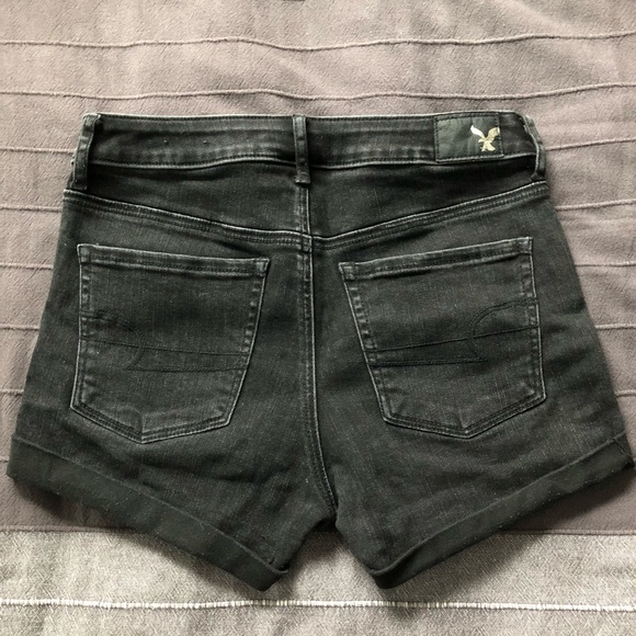 American Eagle Super High Rise Shorts - Picture 2 of 3